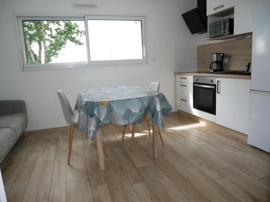 Appt T2 Confortable Ла-Рош-сюр-Йон Экстерьер фото
